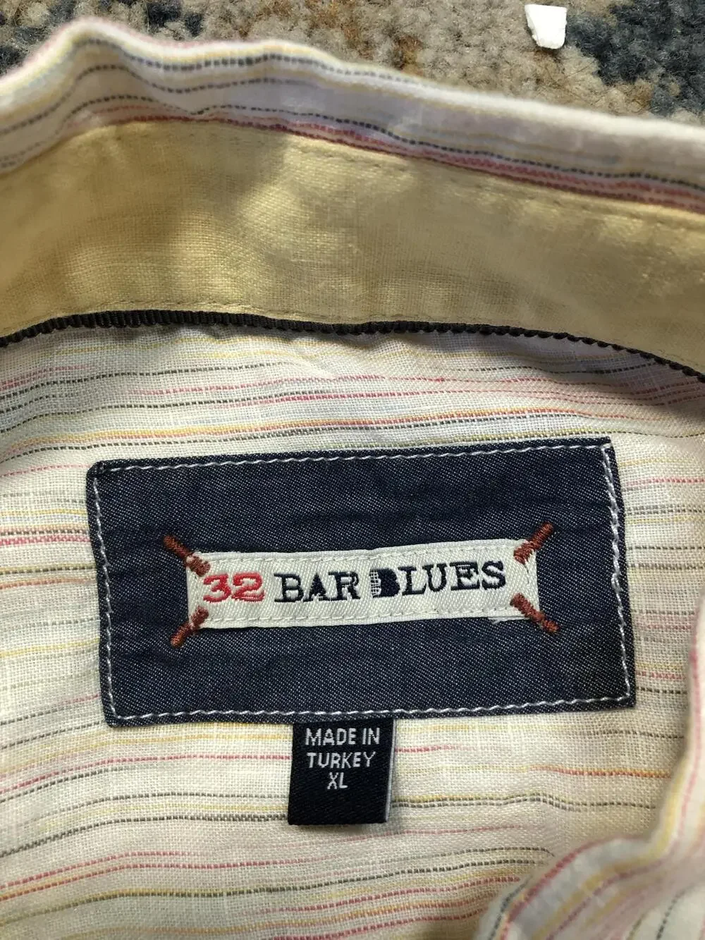 32 Bar Blues Shirt Mens XL White Stripe Long Sleeve Button Up Casual Lightweight